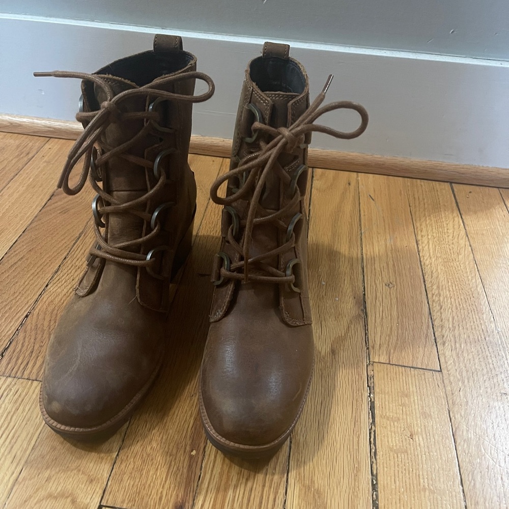 Sorel Cate Lace Boot - Size 6.5, Brown Leather - Picture 3 of 6
